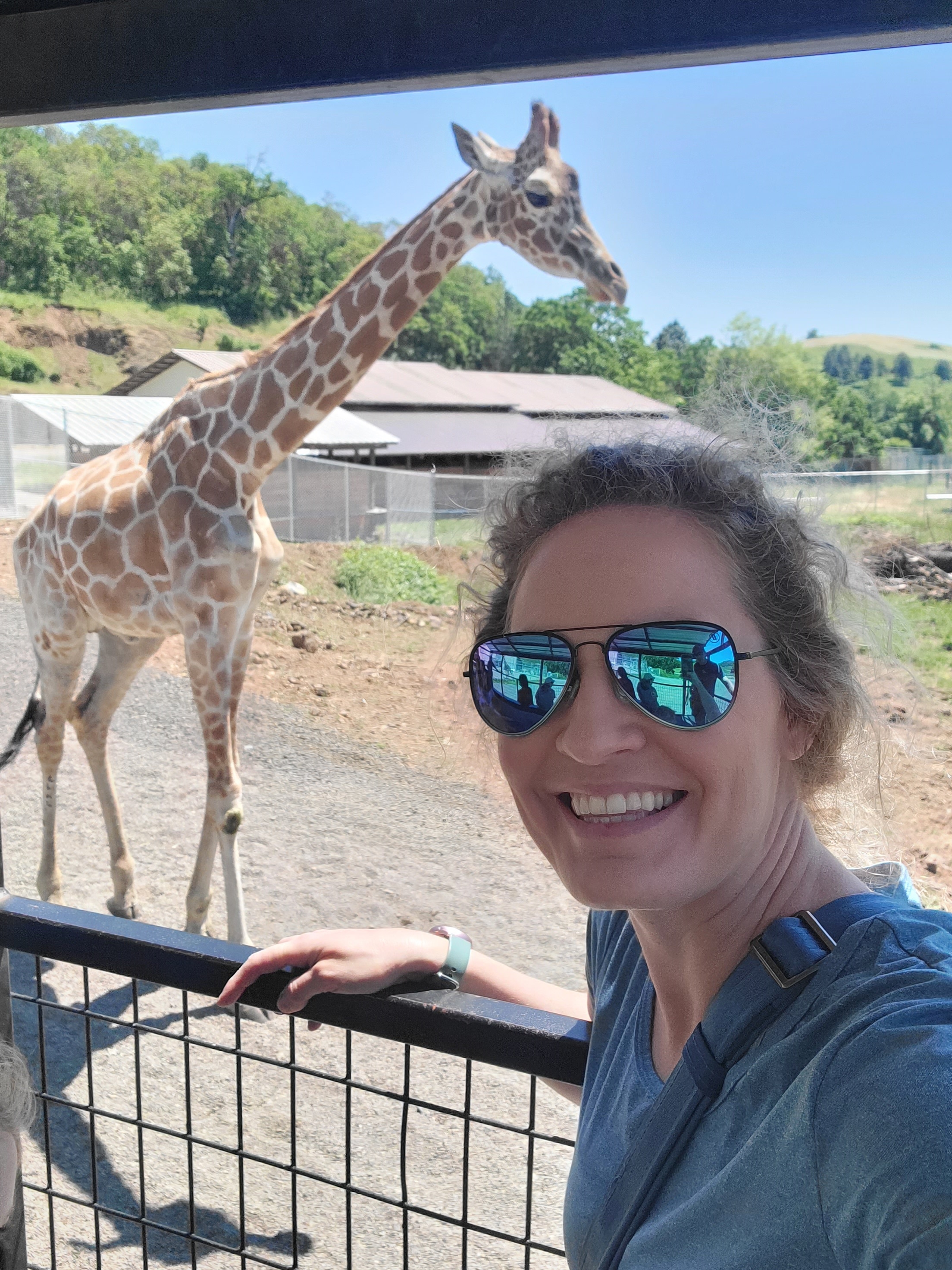 webber_6 Dr. Webber at Wildlife Safari with a giraffe.