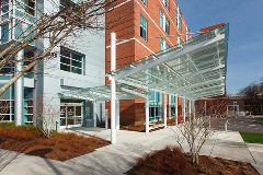 Salem Hospital Building D entrance