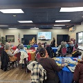 Presentando al Rotary de Stayton en Aumsville.