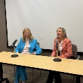 Cheryl y Maggie hablando en la reunión pública virtual el 21 de abril