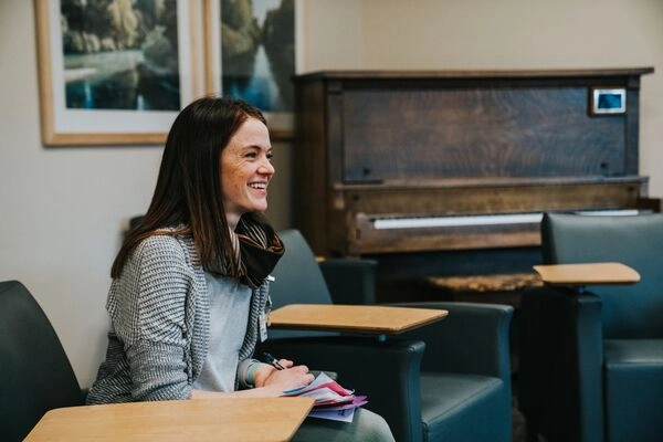 Patient meeting with a cancer nurse navigator