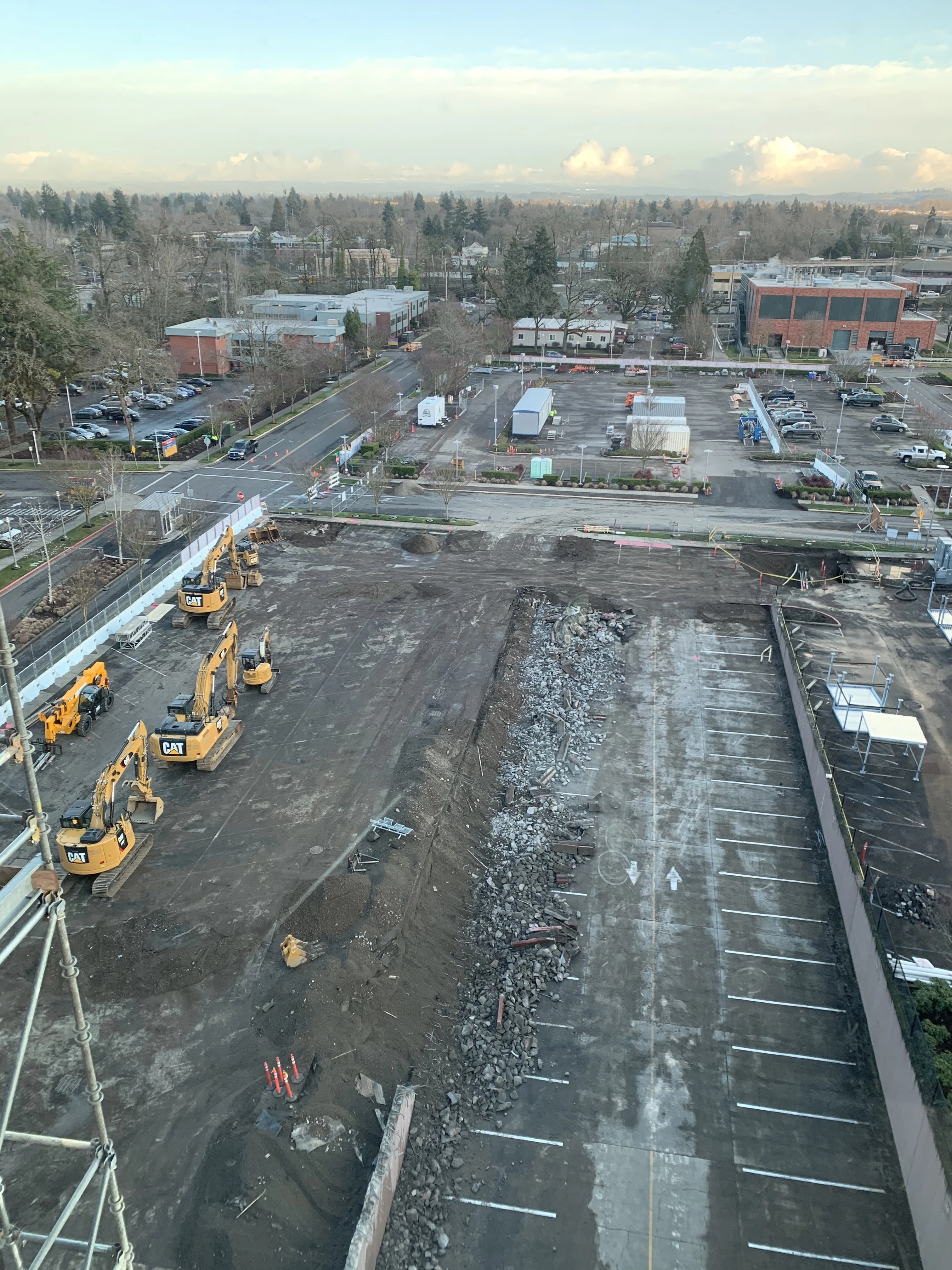 Demolition of the emergency department's parking lot