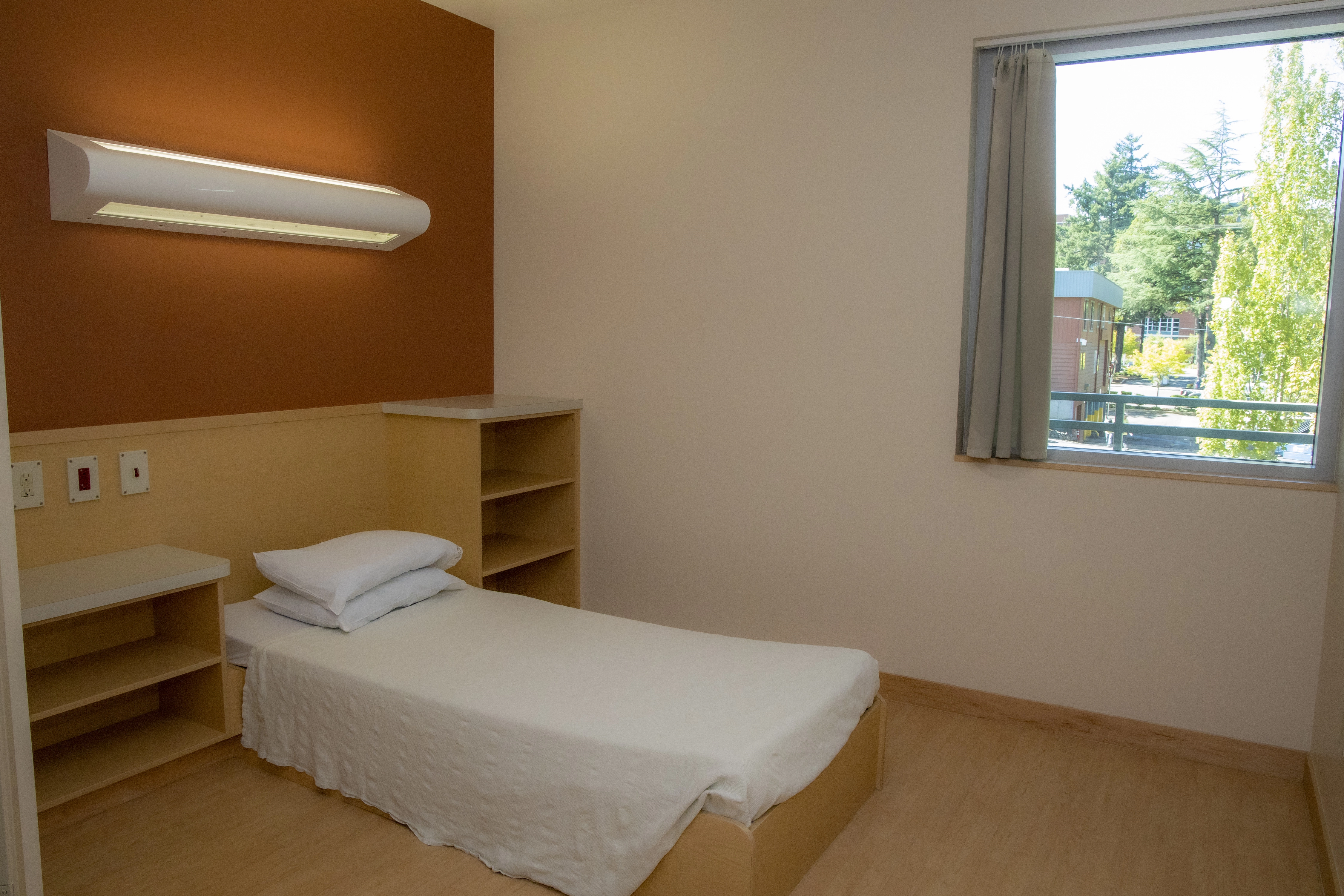 Psychiatric Medicine Center patient room
