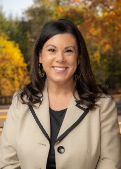 Portrait of Sarah Horn, RN, Salem Health senior vice president and chief nursing and operations officer